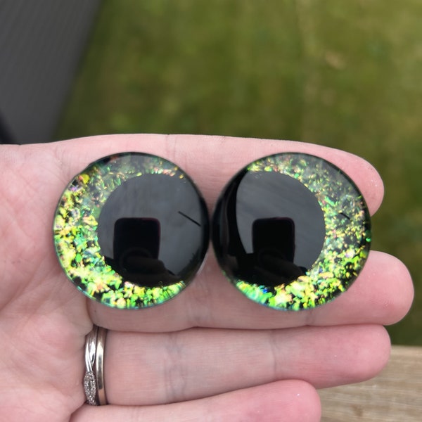 Endler Safety Eyes - Hand-Painted Color-Shifting for Amigurumi, Taxidermy, Beanie Boos, Plushies, Stuffed Toys