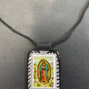 11&quot; escapulario virgen de guadalupe con sagrado corazon de jesus- de piel bordado, leather scapular guadalupe with sacred heart