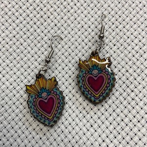 Aretes madera- frida- colorful  earrings- mexican handmade- aretes corazon fire heart- wooden -mariposa- earrings-nopal-cactus-mexico