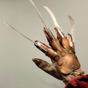 Freddy Krueger glove REHAULED