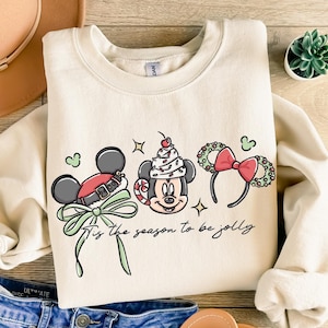 Disney Christmas Mickey & Friend Sweatshirt,Disney Trip Sweatshirt,Disney Family Christmas Sweatshirt Disney Ears Very Merry Christmas Sweat