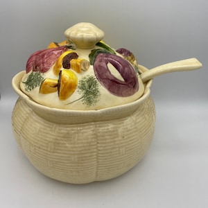 Vegetable Soup Tureen with Lid and Ladle Basketweave