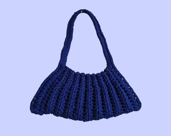 Deep blue crochet handbag purse / Sustainably handmade in Sweden / recycled upcycled / gehäkelte tasche