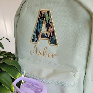 Sac à dos pour tout-petit avec nom, initiale et nom brodés, sac à dos pour la rentrée des enfants, sac à dos fleurs de la jungle safari, sac pour toute petite fille