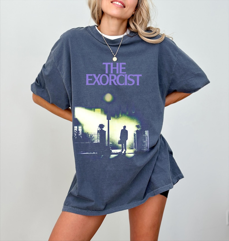 the exorcist, exorcist movie shirt, exorcist t-shirt, exorcist 1973, retro horror movie, retro horror merch, 70s movie, cult classic, exorcism, cult shirt, gothic tee, back print, streetwear