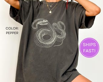 Vintage 90s Snake Skeleton T-Shirt: Retro Tattoo Style Gothic Tee
