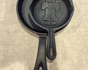 Vintage Lot Of 2 -Mini Cast Iron Skillet Pan Bicentennial 1776 - 1976 + One