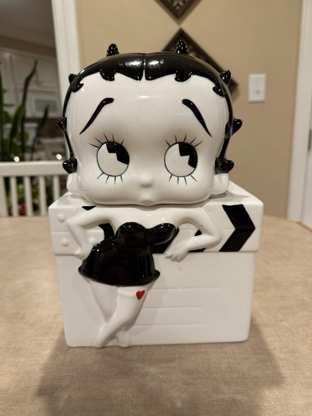 ベティちゃん　陶器　クッキージャー ベティちゃん 陶器 クッキージャー ベティちゃん - オキュパイド
