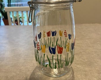 Arc France Vintage Tulip Floral Canister Glass Jar With Seal - 1.5 L EUC