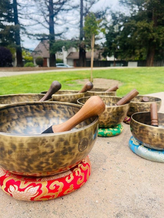 フルムーンボウル7個セット、プロによる7つのチャクラヒーリングセット