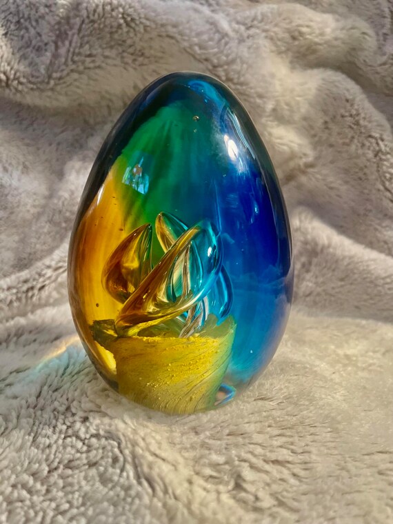 Murano Glass Italy Egg Paperweight Murano Glass Egg Figurine, Made