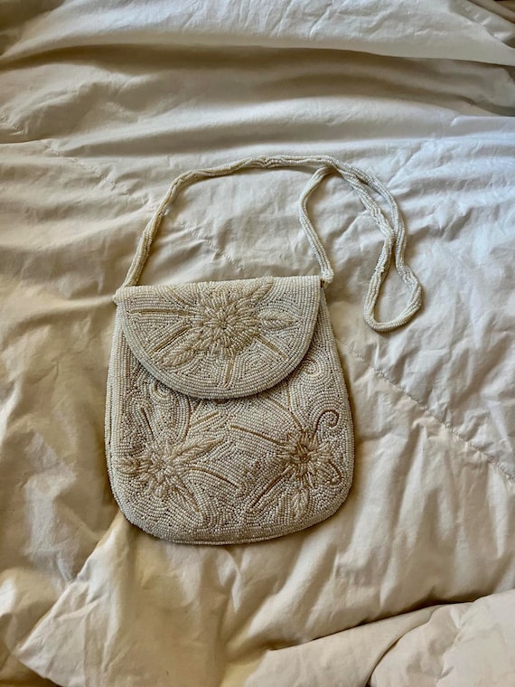 Vintage Midcentury Ivory Beaded Evening Bag Snowfl