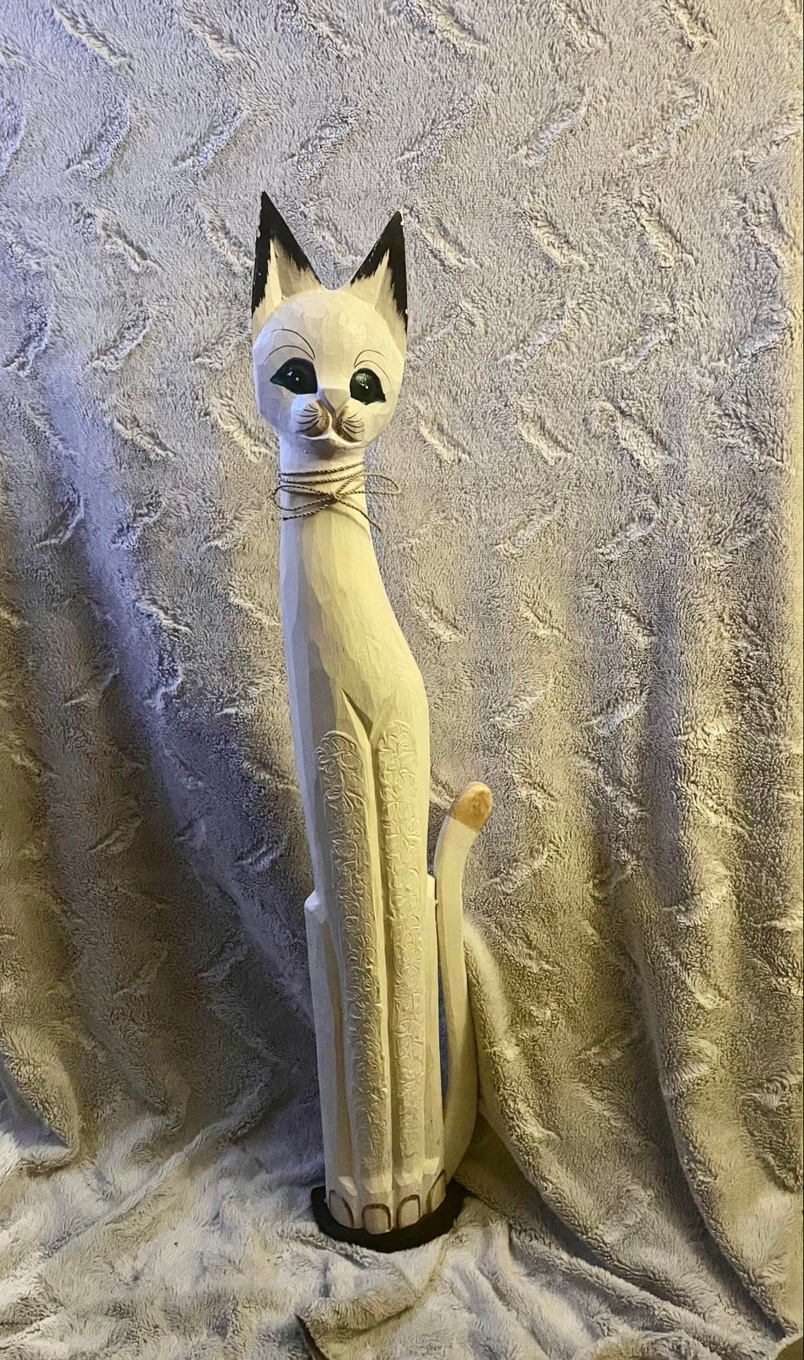 Vintage Indonesian Hand Carved Wood Cat Statue, 40