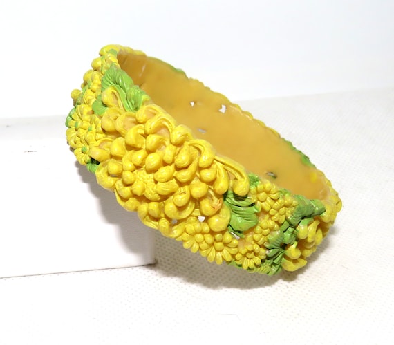 Celluoid Floral Bangle with Paint - image 2