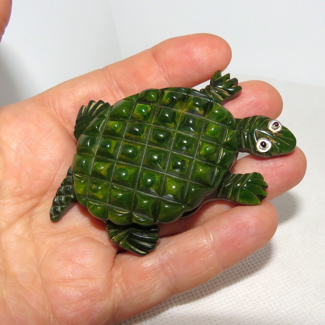 Carved Green Bakelite Turtle Pin - Etsy