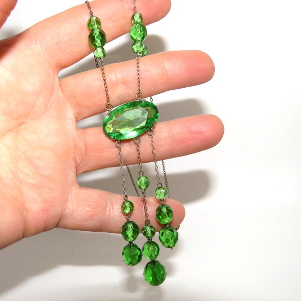 1920's Green Glass Dangle Necklace