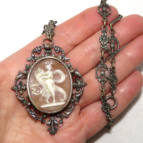Late Victorian Cameo Locket on Ornate Chain - image 1