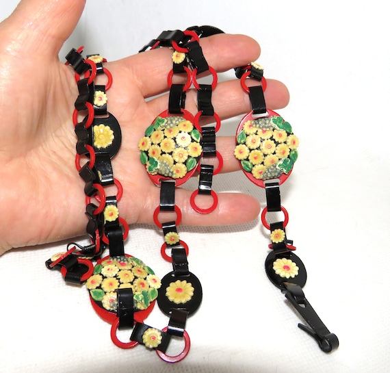 1920's Celluloid Flower Belt