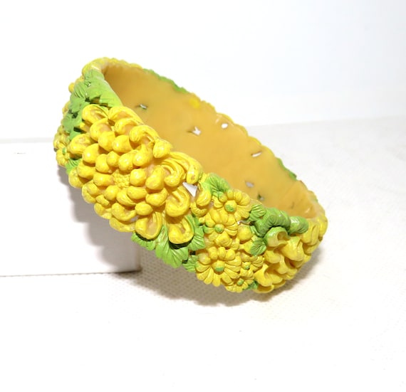 Celluoid Floral Bangle with Paint - image 1