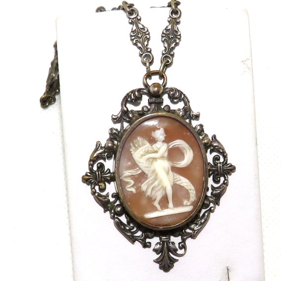 Late Victorian Cameo Locket on Ornate Chain - image 2