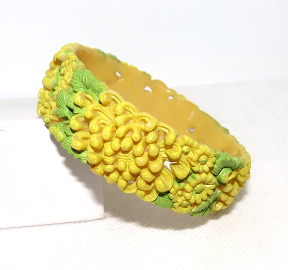 Celluoid Floral Bangle with Paint - image 3