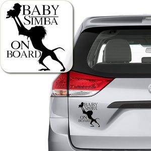Baby Simba aan boord! Aangepaste autosticker - vinylsticker - sticker - autobumpersticker - aangepaste vinyl autosticker