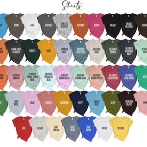 Peut inclure: Un tableau de 36 t-shirts de diff&eacute;rentes couleurs avec le nom de la couleur imprim&eacute; sur chaque t-shirt.