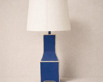 Hand-Painted Tole Table Lamp: Traditional Chinoiserie Decor