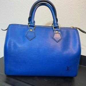 Louis Vuitton 1991 Monogram Speedy 25 Handbag · INTO