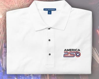 Amerika 250 verstecktes Mickey besticktes Poloshirt | Vaterländisches Disney Polo-Shirt | Entspannte Passform Americana Apparel | Dezente Disney Erwachsenen Kleidung