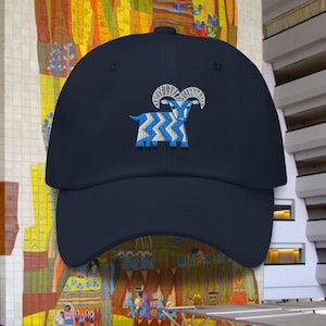 Mary Blair-inspirerad broderad hatt: Modern monorail-design
