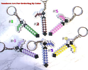 Pixel Hoe Keychain – Gamer Gift, Voxel-Inspired Plastic Charm