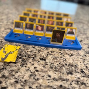 Zgadnij, kto wstawia *plik cyfrowy* wydanie inspirowane Hannibalem NBC