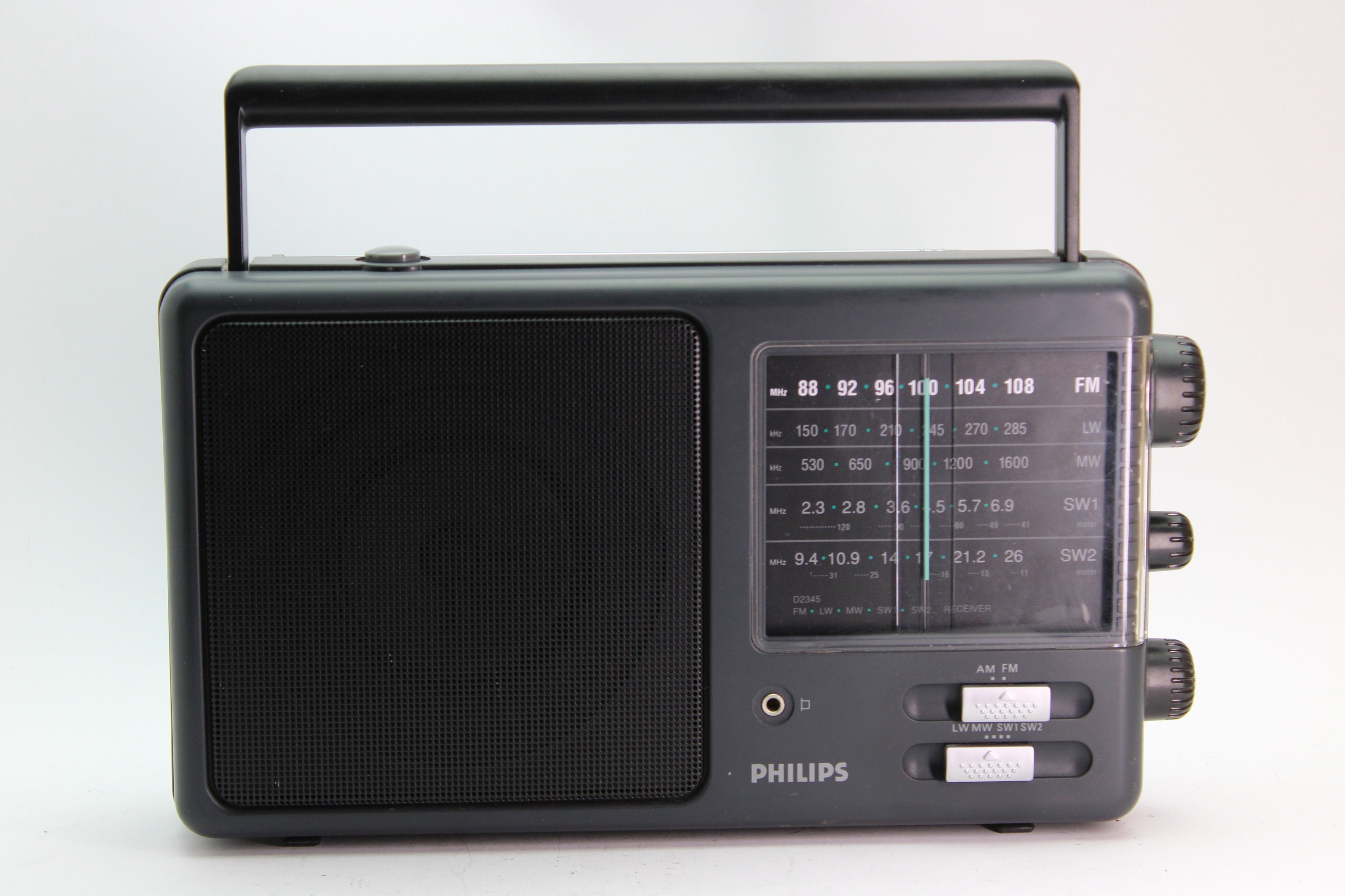 Récepteur radio portable Philips des années 1970 -  France