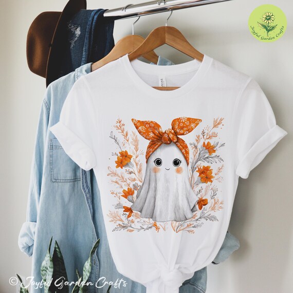 Spooky Cute Ghost T-Shirt Halloween Tee with Floral Print Perfect Fall Outfit for Women Fall Floral Graphic Tee for Teens Casual Autumn Wear