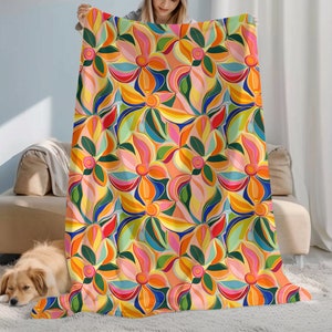 Orange Blanket Abstract Flower Velveteen Plush Blanket Bright Bedroom Accent Bed Cover Soft Midcentury Modern Decor Bedroom Blankie Colorful
