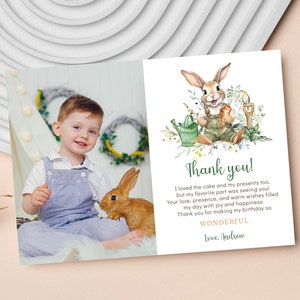 Modello di biglietto di ringraziamento per coniglietto con foto, primo compleanno di un bambino, un coniglietto è un biglietto di ringraziamento stampabile, download digitale D034