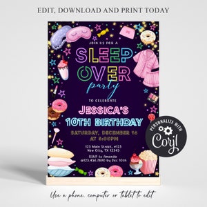 Pode incluir: Um convite para uma festa de anivers&aacute;rio rosa e azul neon em fundo preto. O convite diz "Junte-se a n&oacute;s para uma festa do pijama para celebrar o 10&ordm; anivers&aacute;rio de Jessica" com data e hora. O convite &eacute; decorado com estrelas, donuts e outros artigos para festas.