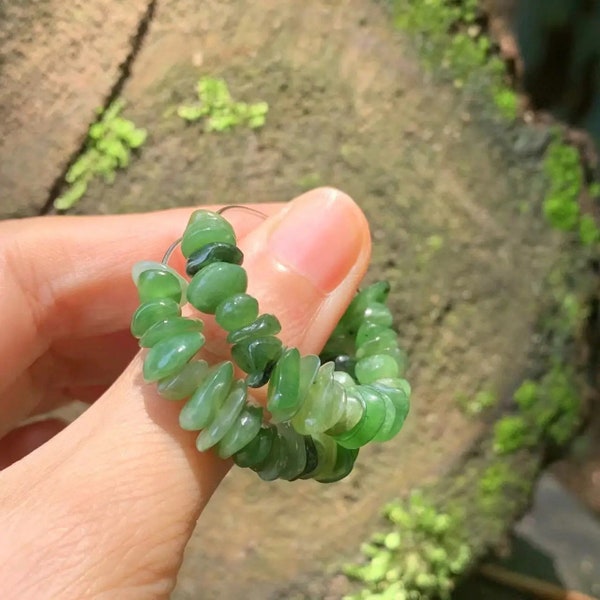 Vintage Green Jade Hoop Earrings - Simple & Elegant