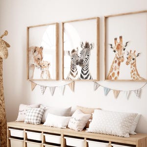 Digital download safari animal prints for baby rooms.