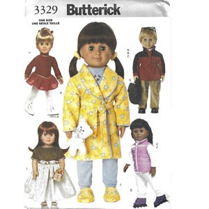 Puede incluir: Un patrón de costura para hacer ropa de muñeca. El patrón es para una sola talla e incluye instrucciones para hacer una bata, una chaqueta, un chaleco y una falda. El patrón es de Butterick y el número de patrón es 3329.