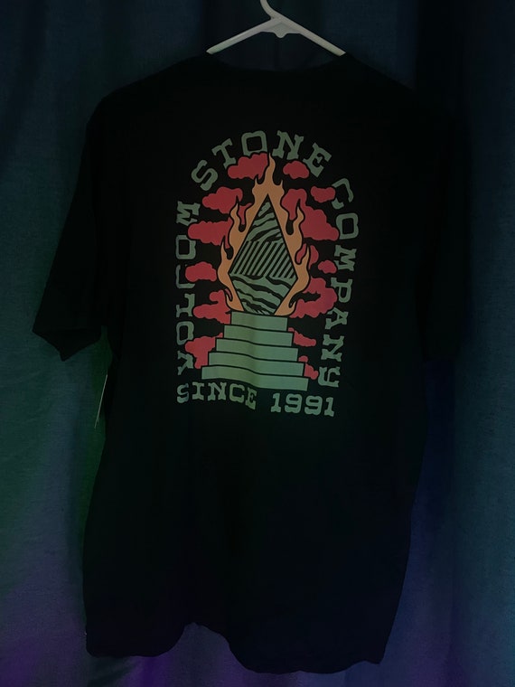 Black Vintage Volcom Shirt