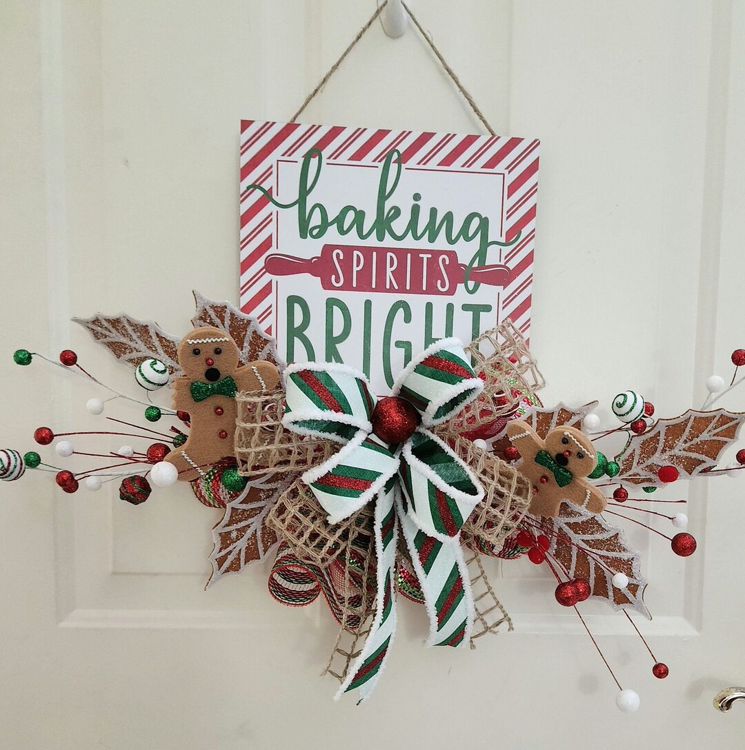 Gingerbread Christmas Door Hanger: Whimsical Holiday Decor - Etsy