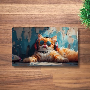 Alfombrilla de juego MTG Lo-Fi Kitty Vibes para TCG, OCG, Dnd Deskmat, alfombrilla de ratón de anime de fantasía, alfombrilla de juego de neopreno con forma de gato, 60 x 35 cm, 14 x 24"