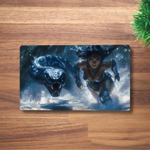 Tapete de juego MTG Atalanta’s Vengeance para TCG, OCG, Snake Dnd Deskmat, alfombrilla de ratón Goddess Fantasy Anime, tapete de juego God Neoprene, 60 x 35 CM, 14 x 24"
