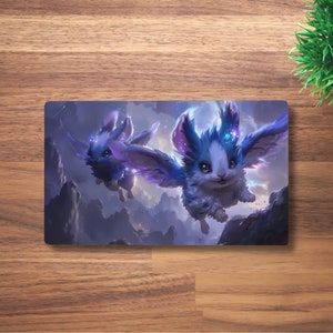 Alfombrilla de juego Flying Bunnies MTG para TCG, OCG, Dnd Deskmat, alfombrilla de ratón con lindo conejo de anime, alfombrilla de juego de neopreno azul, 60 x 35 cm, 14 x 24"