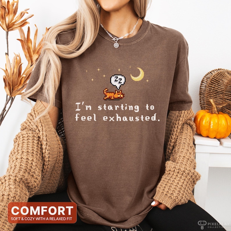 Stardew Valley Funny Cat Shirt, Sleepy Kitty Comfort Colors® Tee, Sarcastic Cat T-Shirt for Stardew Valley Fan, Trendy Cat Mom Shirt zdjęcie 5