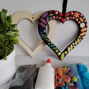 DIY Mosaic Heart Kit, Craft your own Colourful Heart decoration, Mosaic Kit For Beginners, Family Activity, Gift Idea, Home Deco