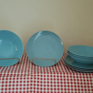 Vintage 4 Turquoise Bowls and Dessert Plates