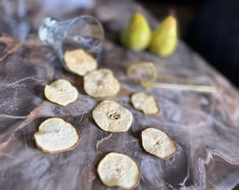 Dehydrated Pears,  Dried Pear, Healthy Snack, 25g/50g/100g, Cake Garnish, tea infusion, Dried Pear Slices, Pear Garnish, Dried fruit